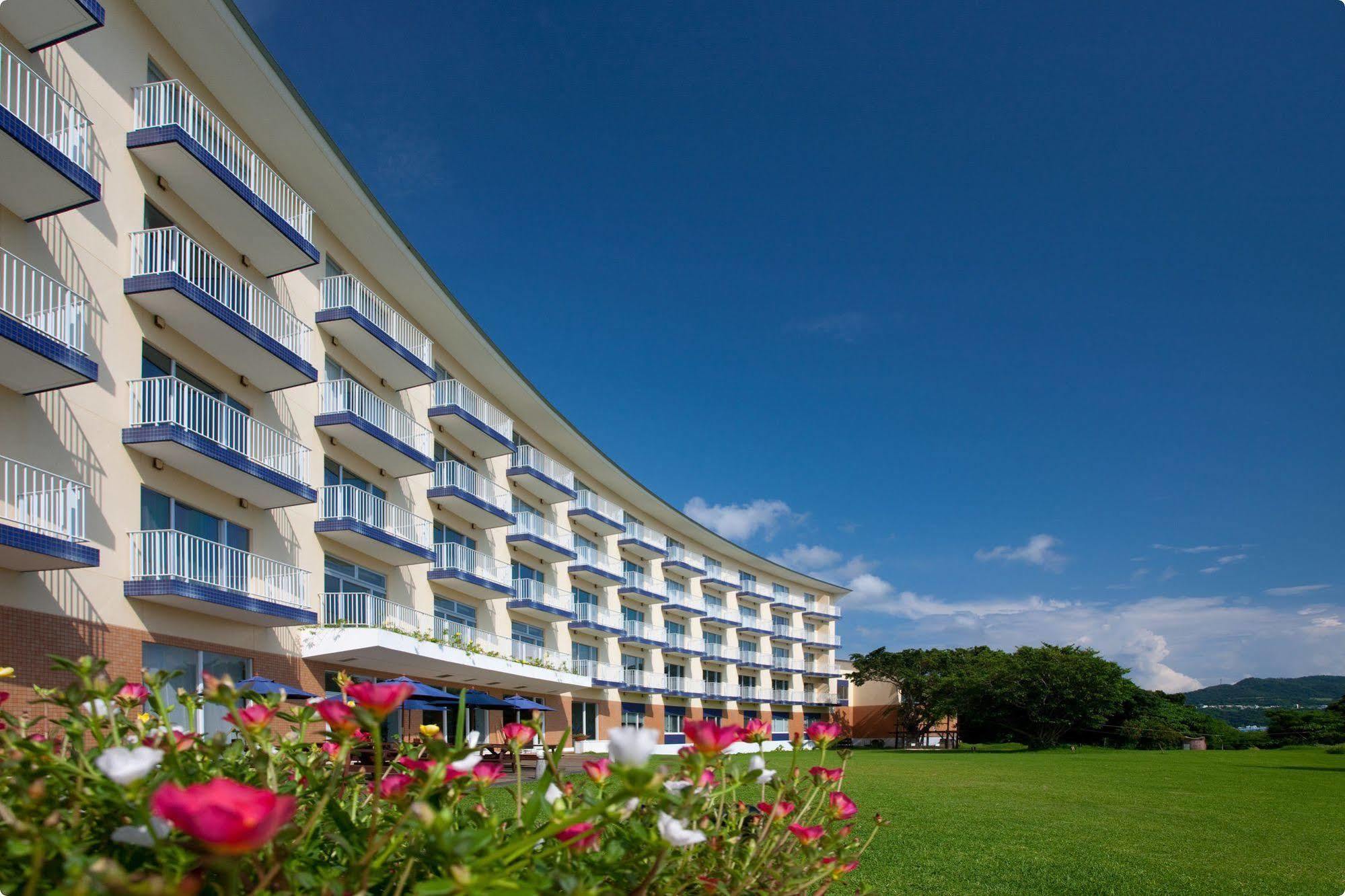 Marine Piazza Okinawa Hotel Мотобу Екстериор снимка
